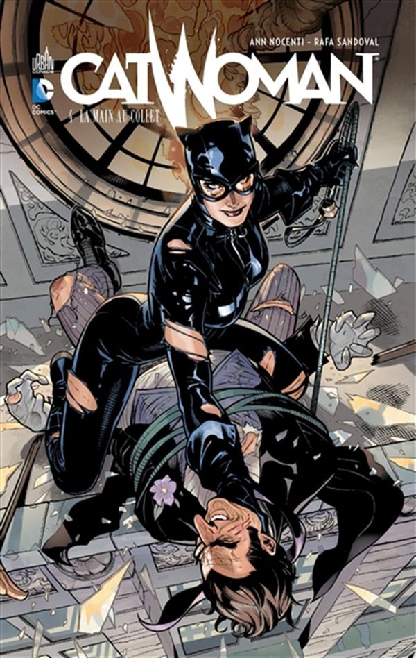 Catwoman 04  La main au collet